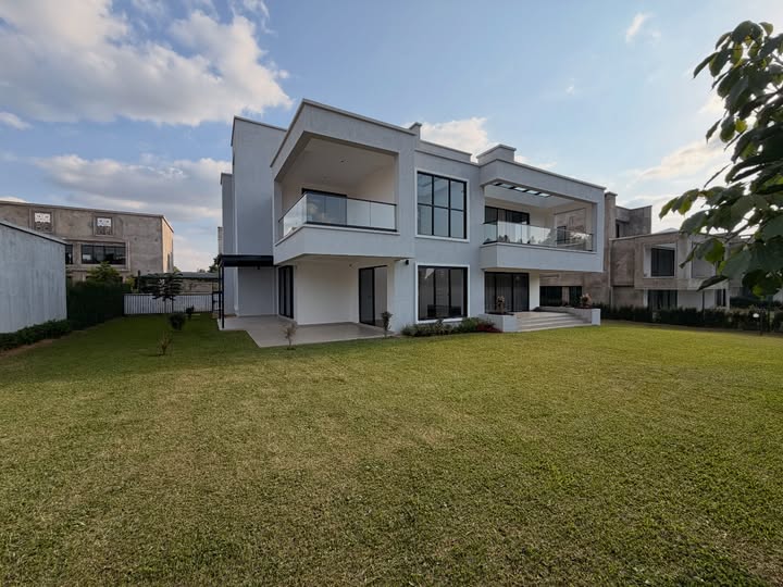 Ultra-Luxury 5-Bedroom Villas for Sale in Runda, Nairobi